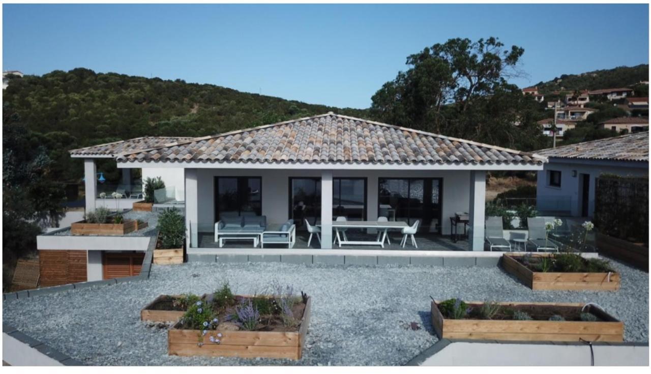 Residence Capriona Porto Pollo Zewnętrze zdjęcie