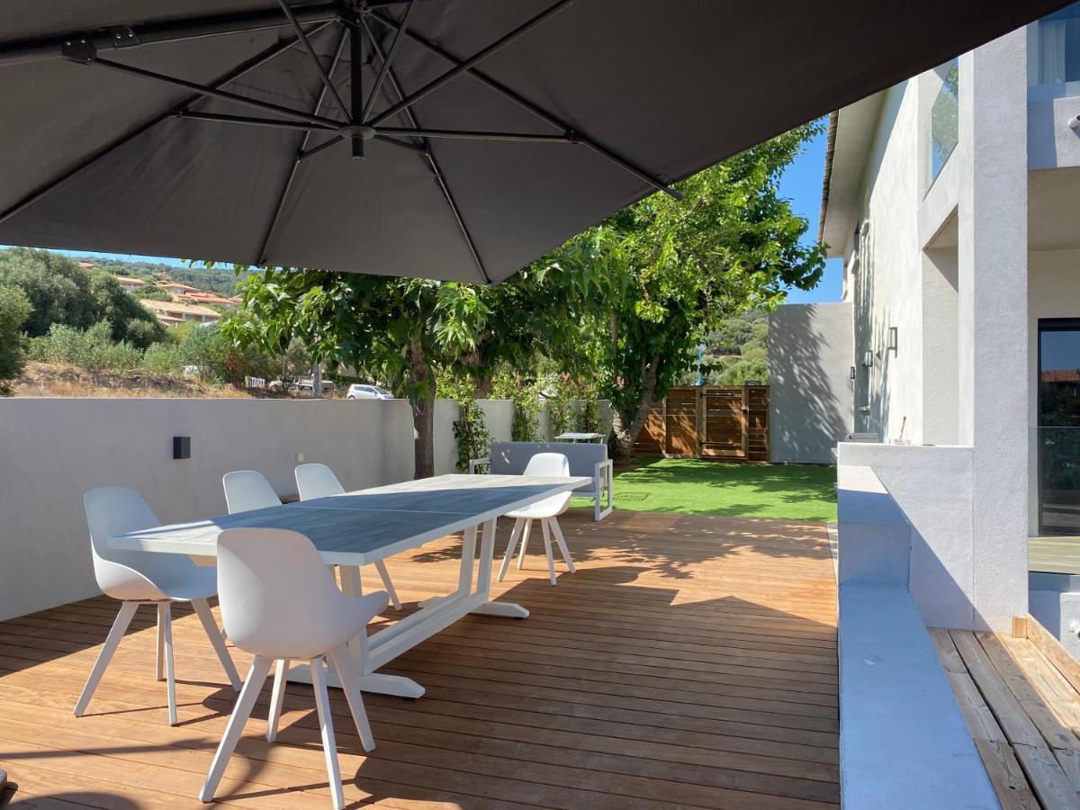 Residence Capriona Porto Pollo Zewnętrze zdjęcie