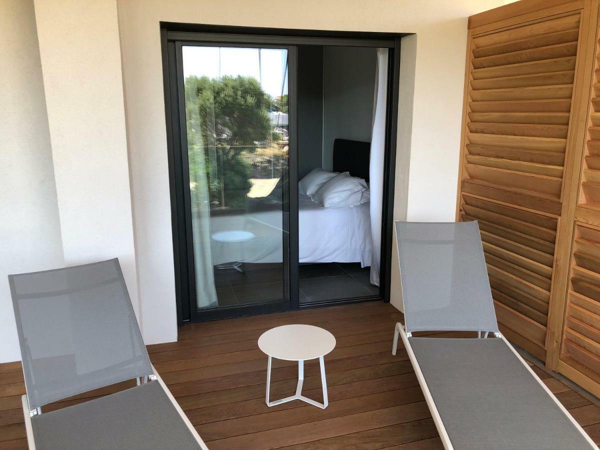 Residence Capriona Porto Pollo Zewnętrze zdjęcie