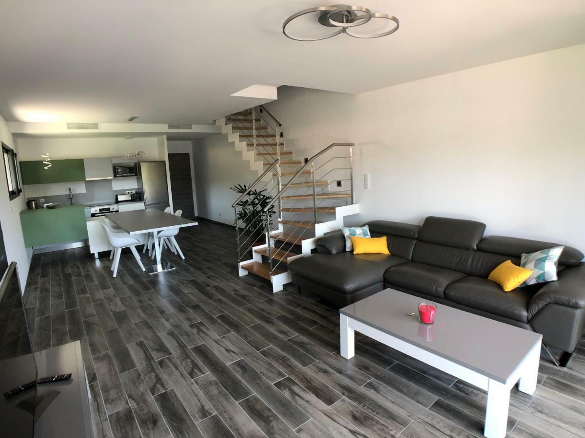 Residence Capriona Porto Pollo Zewnętrze zdjęcie
